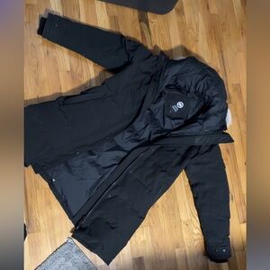 Canada Goose Women's Midnight Black Puffer Coat